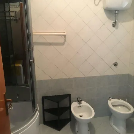 Casa Vacanze Leuzzi *